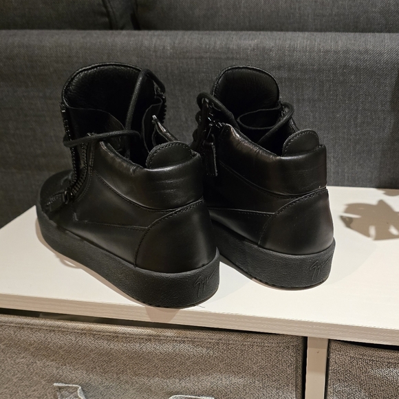 Giuseppe Zanotti Sneakers - Picture 5 of 10